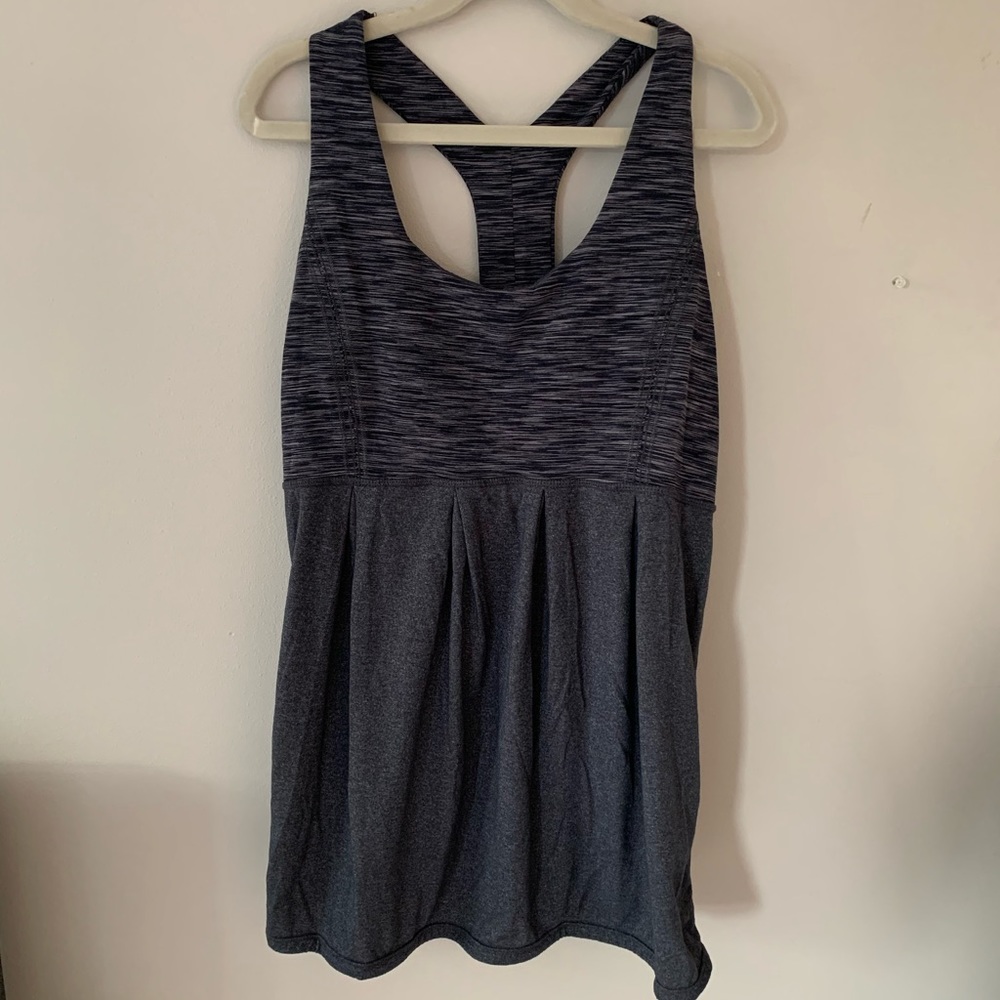 Lululemon tank top